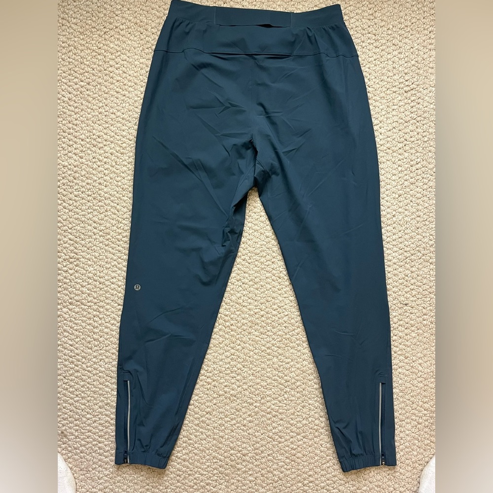 lululemon - surge jogger 29” inseam medium